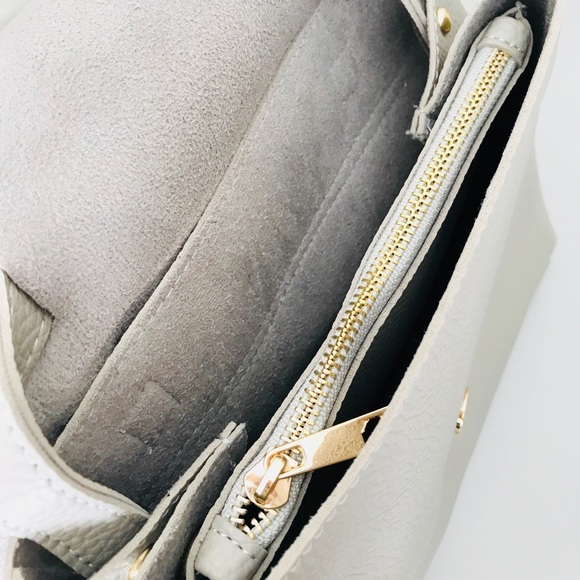 Minimal Vegan Leather Shoulder Backpack - Picture 6 of 8
